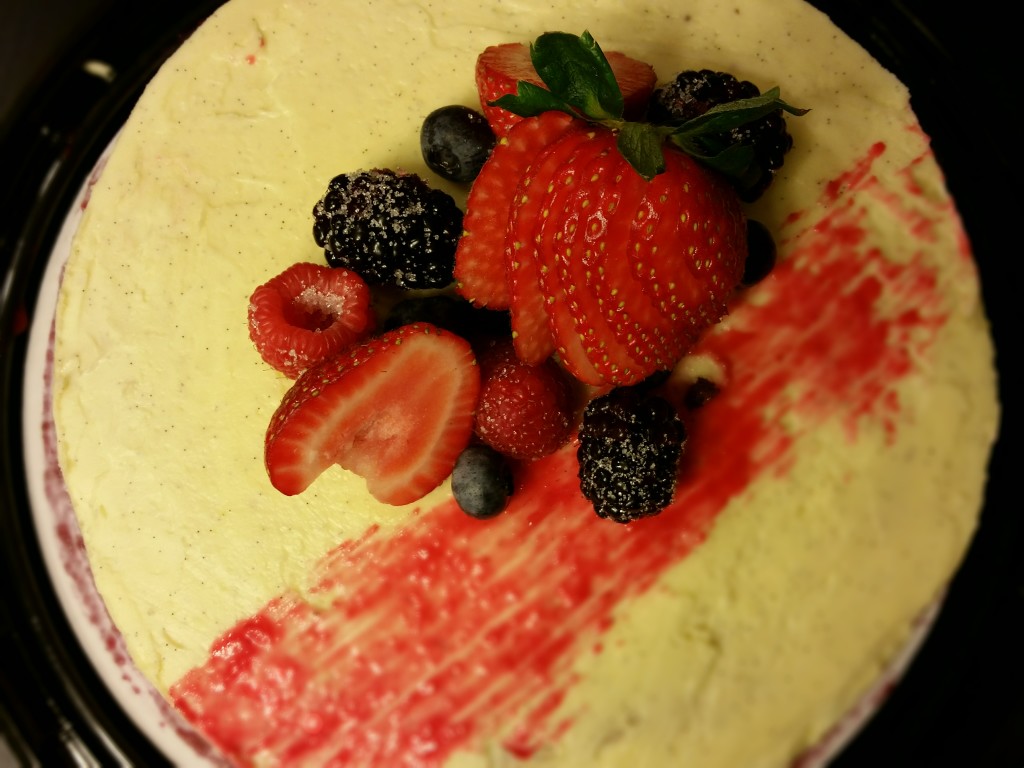 berries mousseline cake 1